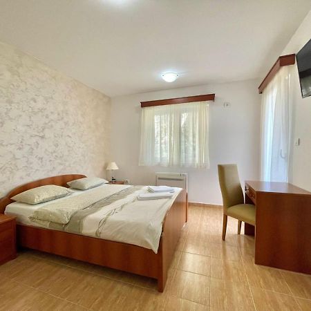 Apartments Boreta Becici Budva Exterior foto