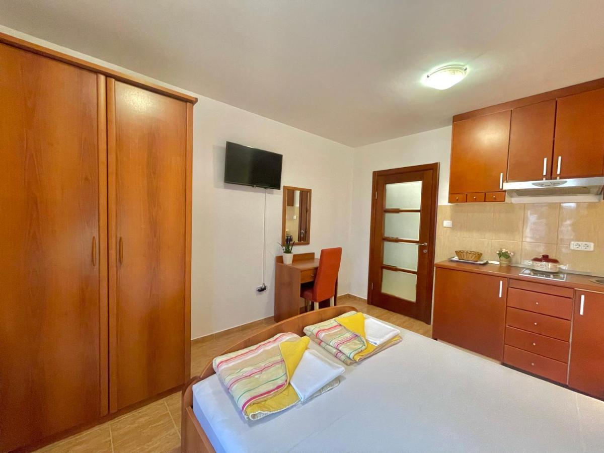 Apartments Boreta Becici Budva Exterior foto