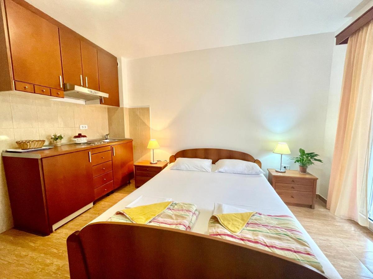 Apartments Boreta Becici Budva Exterior foto